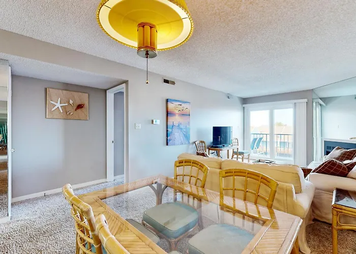 Apartment Blue Marlin Unit 302 *